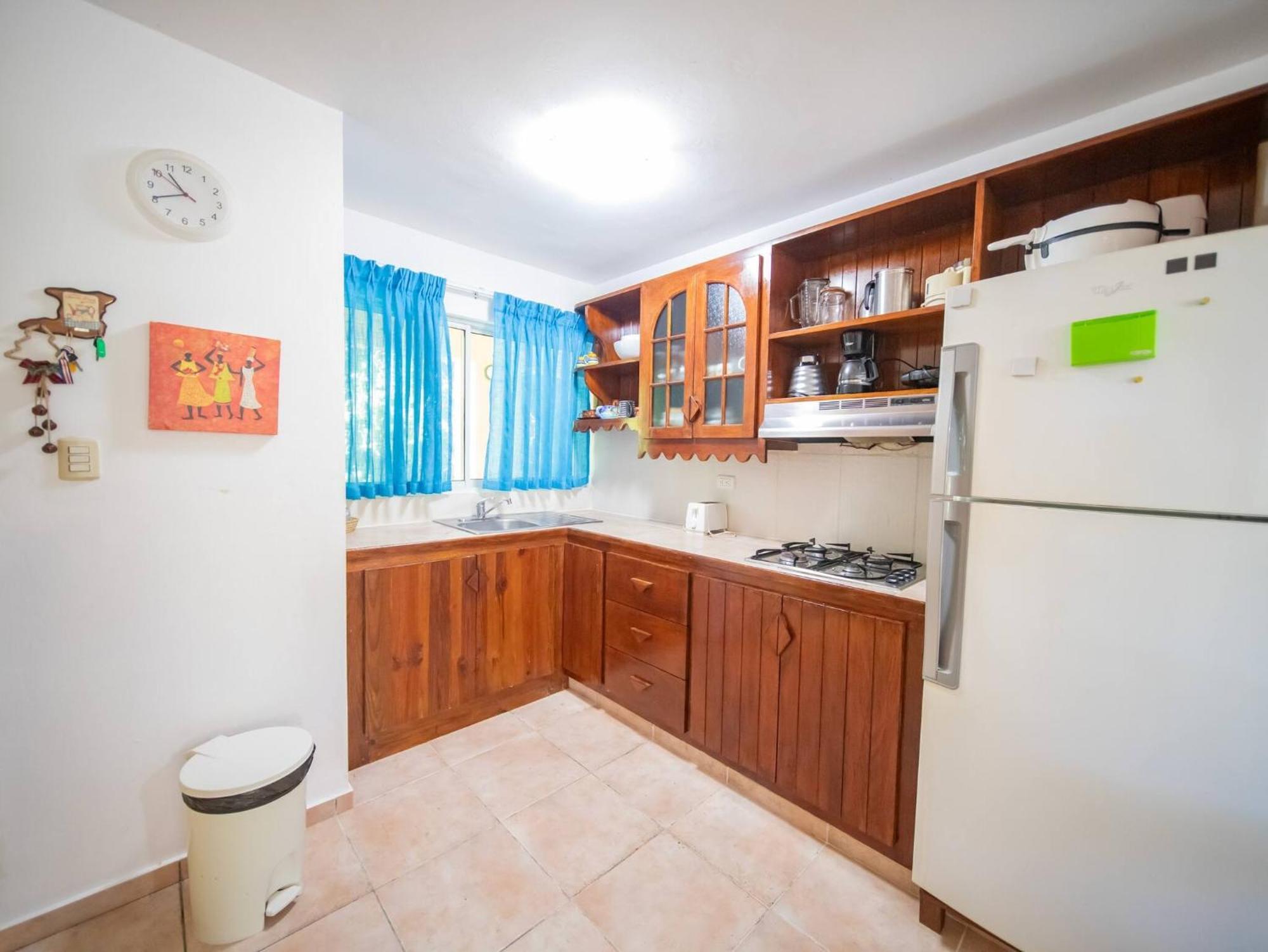 Room In Guest Room - 2Br Caribbean Condo In Cabarete Center Экстерьер фото