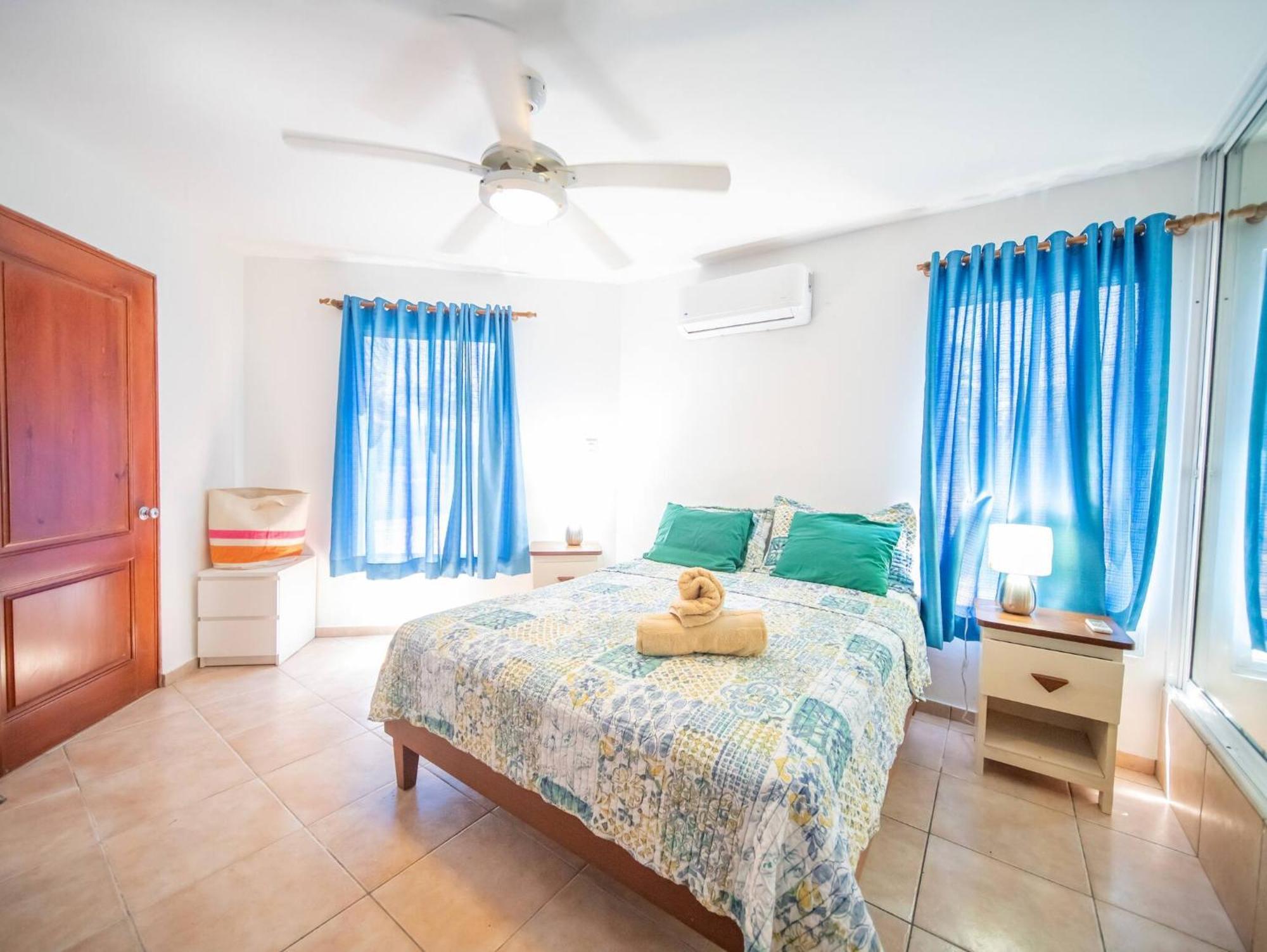 Room In Guest Room - 2Br Caribbean Condo In Cabarete Center Экстерьер фото